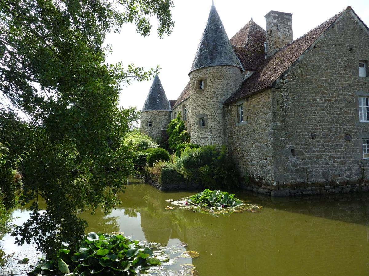 Bed and Breakfast Domaine De L'Etre Saint-Pierre-du-Regard Exterior foto
